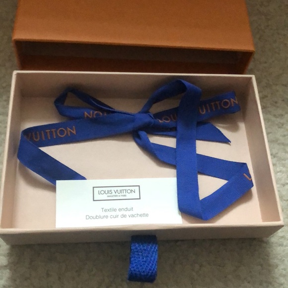 Louis Vuitton pull drawer gift box  Authentic - Picture 2 of 4